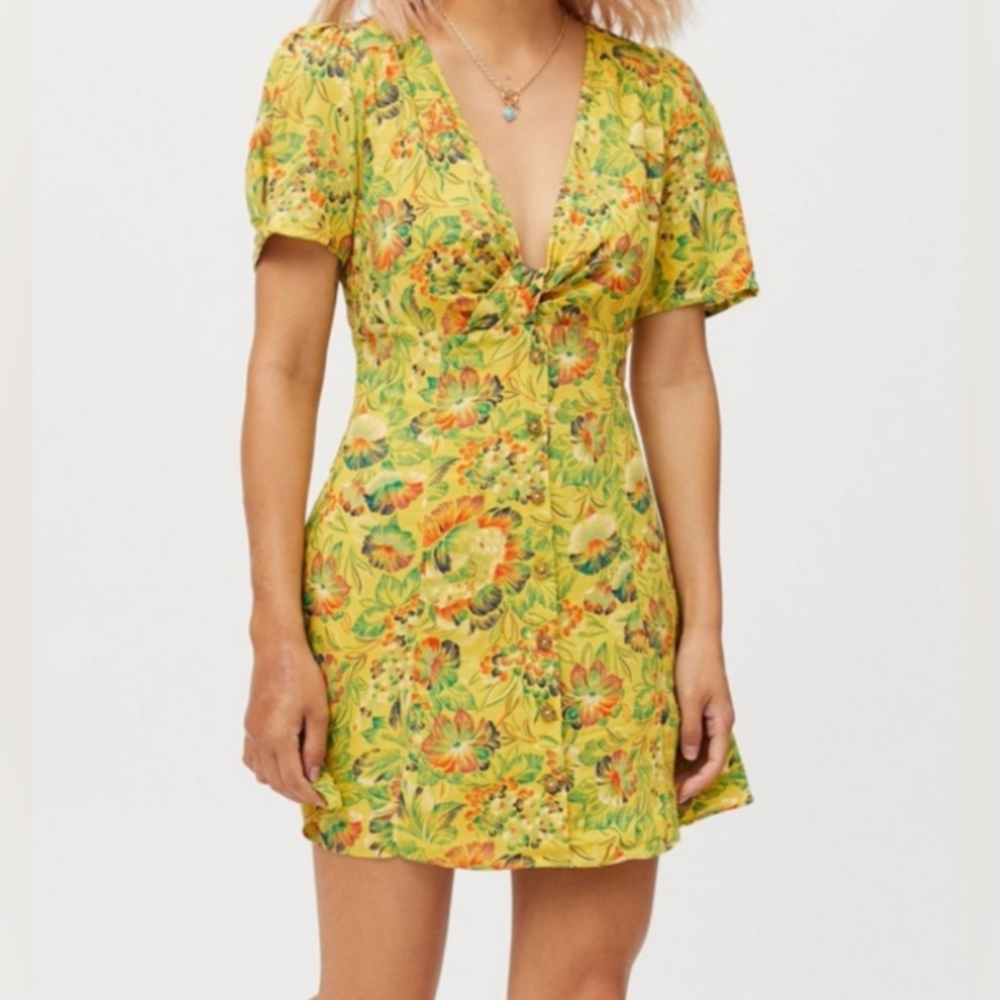 🦋Urban Outfitters Floral Dress